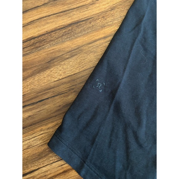 LOT OF 2 ❗️Lululemon Shirt Men Medium White Organic Cotton Classic Fit Crewneck - Picture 9 of 9